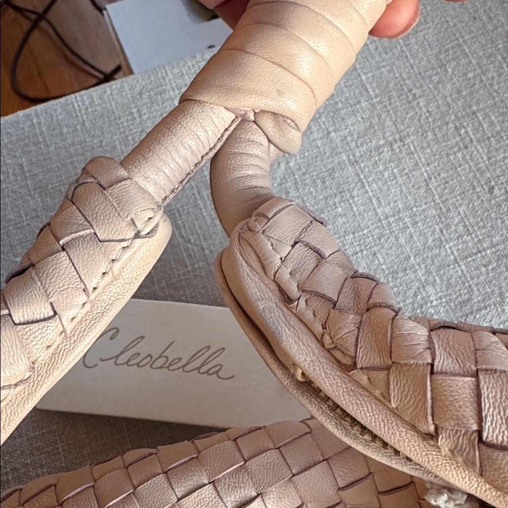 NWT Cleobella Woven 100% Leather Handbag Clutch Hobo Slouchy in Blush - Picture 5 of 9